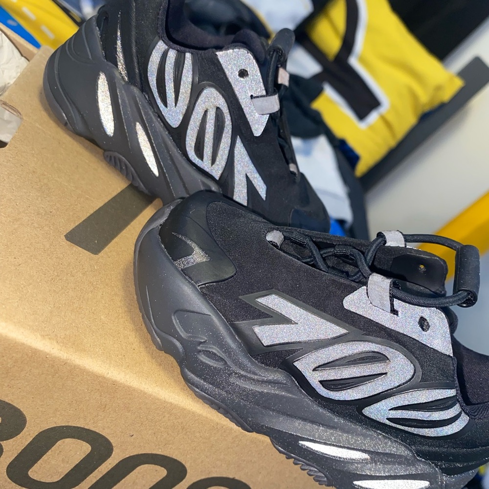 Toddler Yeezy Boost 700”